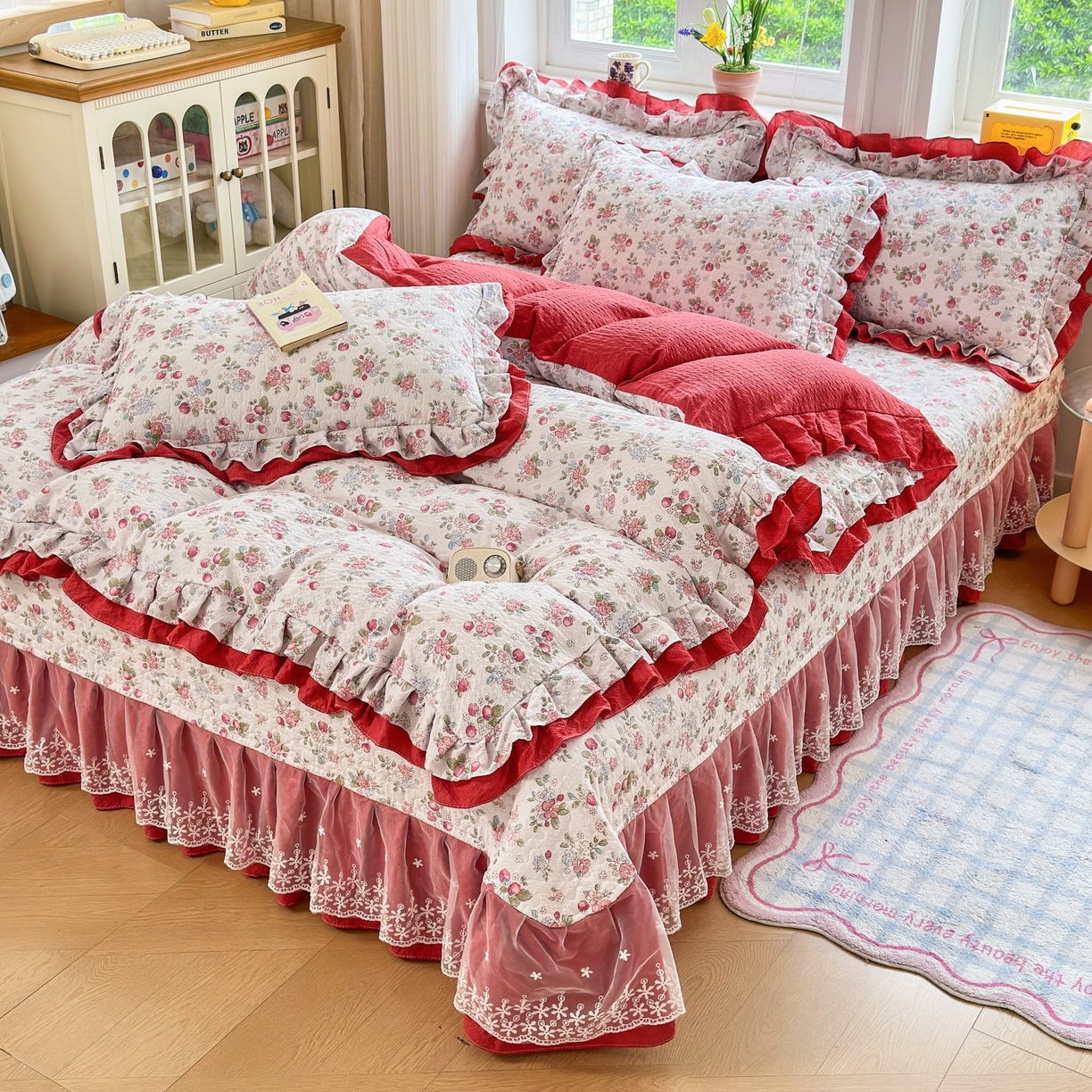 91家纺网 家纺一手货源 找家纺 雅眠居 2026直播爆款泡芙双层纱蕾丝花边被套款床盖款四件套 甜果