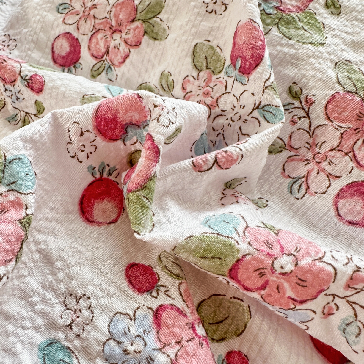 91家纺网 家纺一手货源 找家纺 雅眠居 2026直播爆款泡芙双层纱蕾丝花边被套款床盖款四件套 甜果