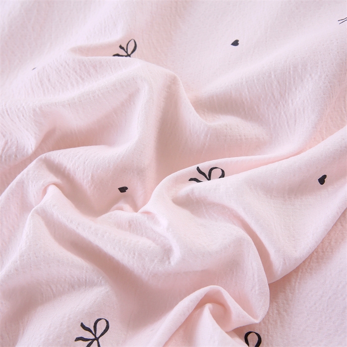 91家纺网 家纺一手货源 找家纺 乐逸家纺 2026新款源头工厂美容床罩套件可定制可以刺绣logo四季款亲肤 小清新蝴蝶结拼白