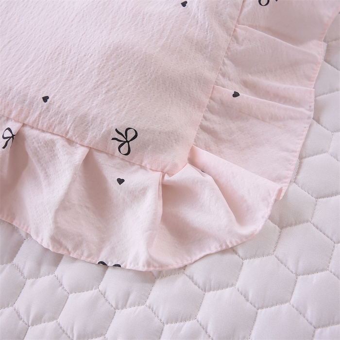 91家纺网 家纺一手货源 找家纺 乐逸家纺 2026新款源头工厂美容床罩套件可定制可以刺绣logo四季款亲肤 小清新蝴蝶结拼白