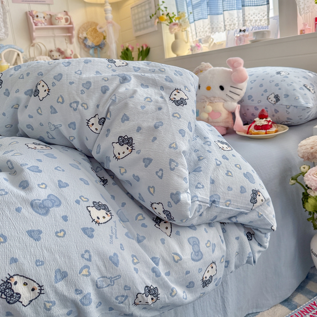 91家纺网 家纺一手货源 找家纺 初念 2026新款云感纱印花四件套 冰蓝凯蒂