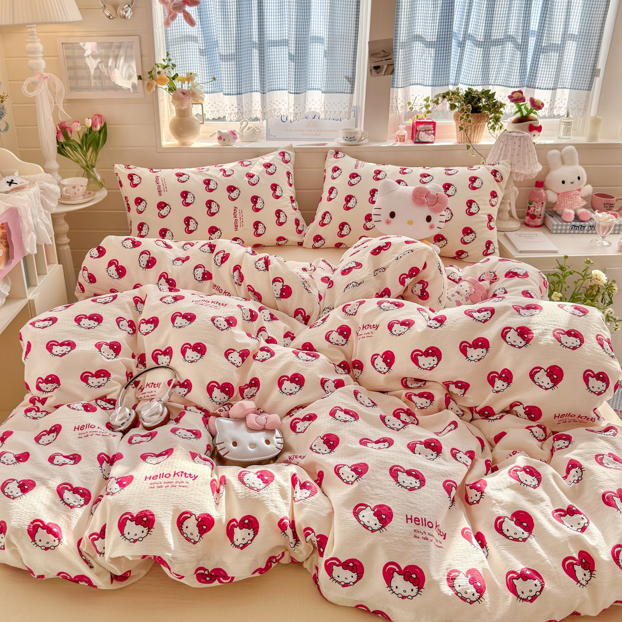 91家纺网 家纺一手货源 找家纺 初念 2026新款云感纱印花四件套 红心凯蒂