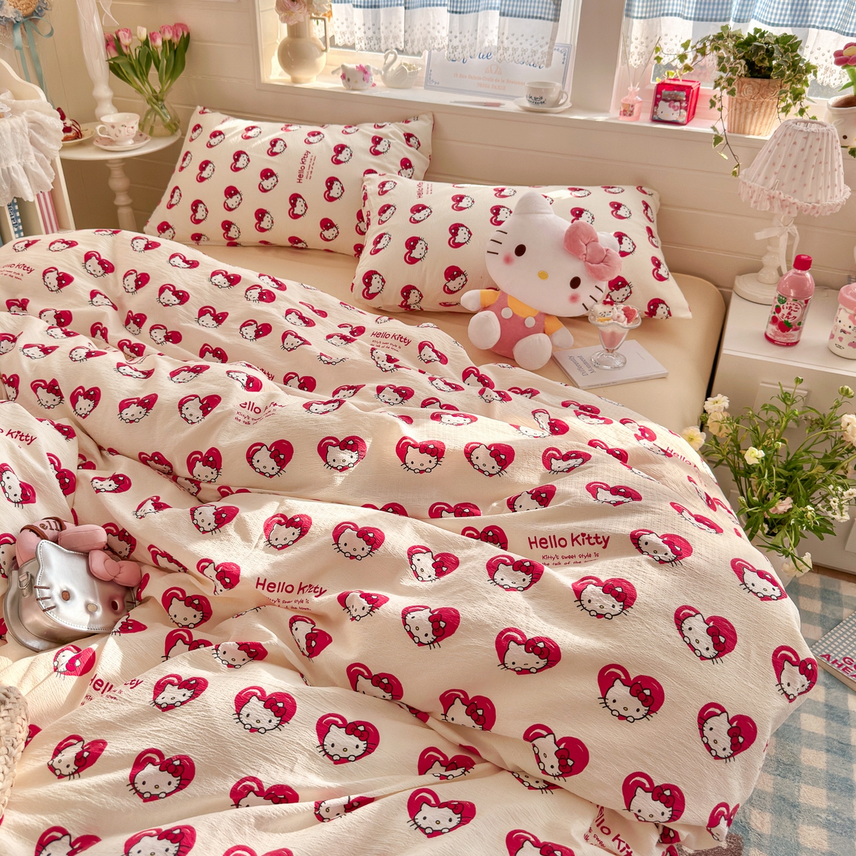 91家纺网 家纺一手货源 找家纺 初念 2026新款云感纱印花四件套 红心凯蒂