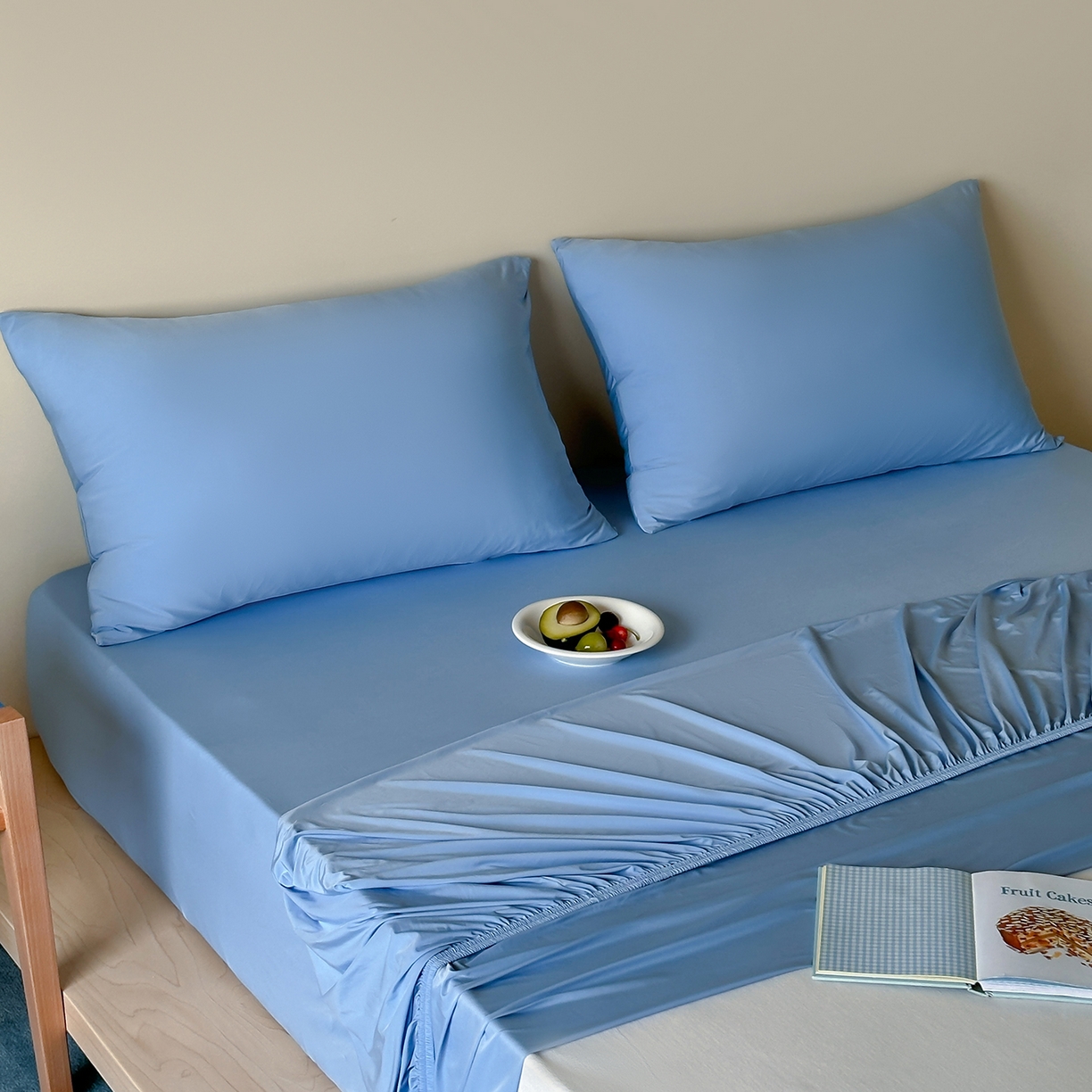 91家纺网 家纺一手货源 找家纺 （总）RYB红黄兰 2026新款设计师原创A类锦氨贴布绣超凉感床笠三件套床笠单件