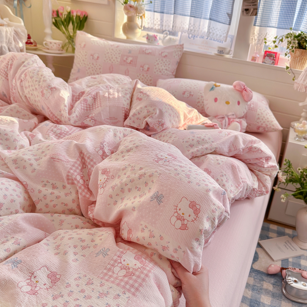 91家纺网 家纺一手货源 找家纺 初念 2026新款云感纱印花四件套 花间KT