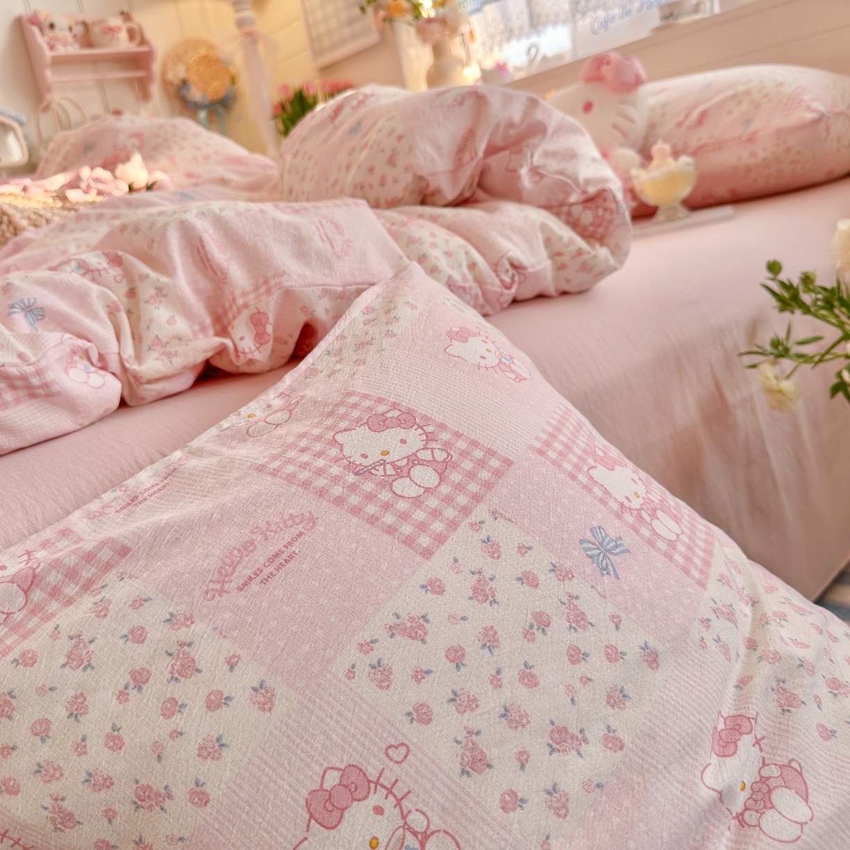 91家纺网 家纺一手货源 找家纺 初念 2026新款云感纱印花四件套 花间KT