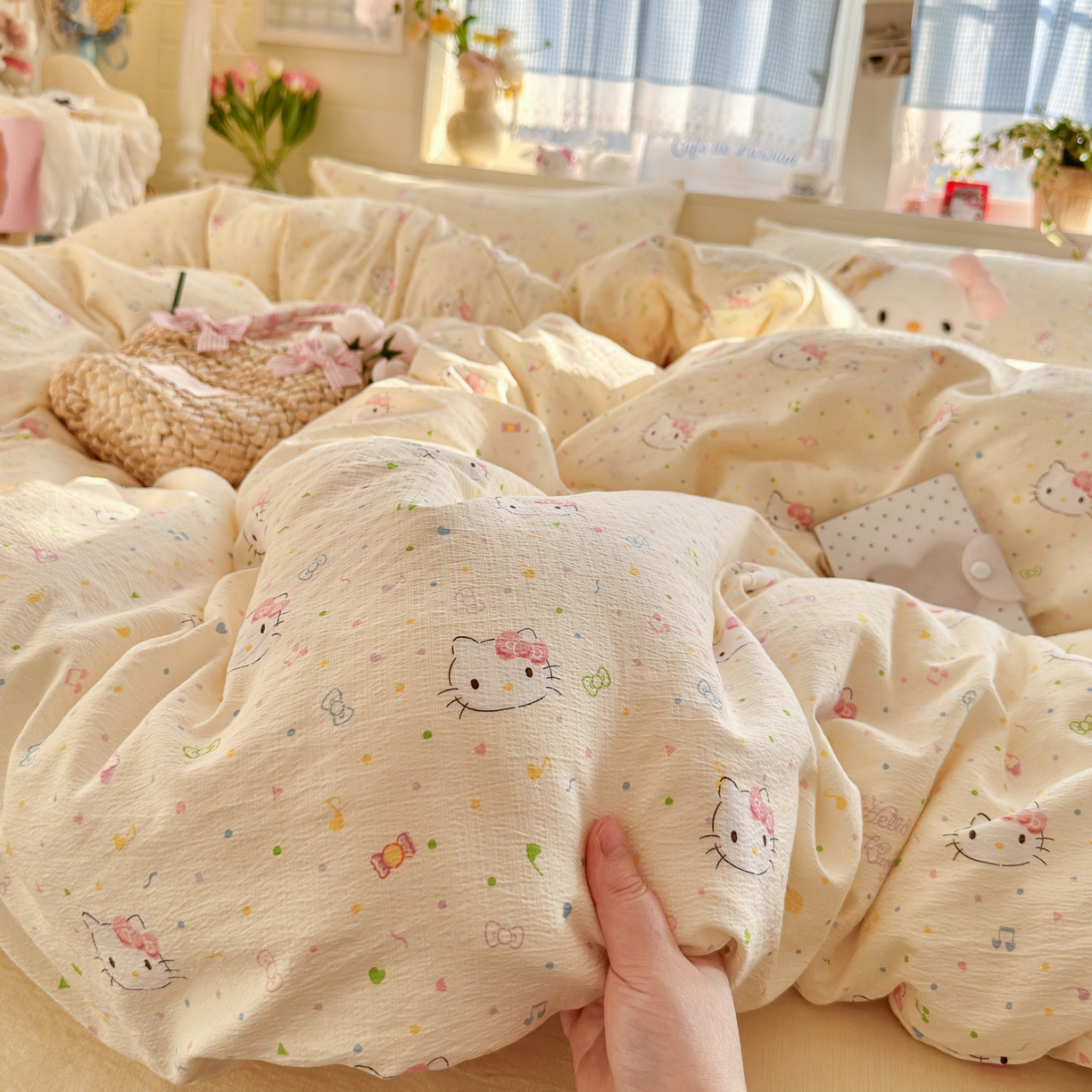 91家纺网 家纺一手货源 找家纺 初念 2026新款云感纱印花四件套 凯蒂星碎