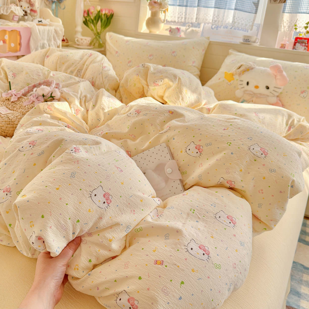 91家纺网 家纺一手货源 找家纺 初念 2026新款云感纱印花四件套 凯蒂星碎