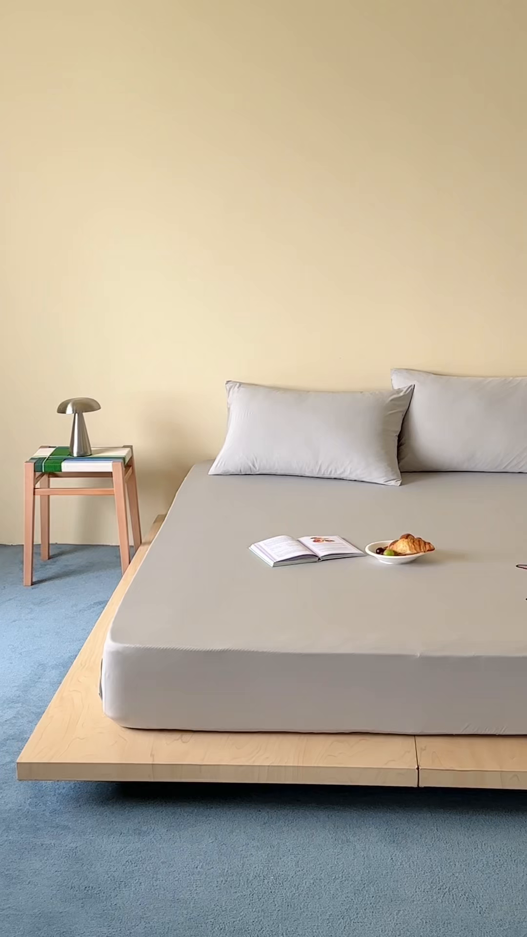 91家纺网 家纺一手货源 找家纺 RYB红黄兰 2026新款设计师原创A类锦氨贴布绣超凉感床笠三件套床笠单件 贝拉兔兔Bella