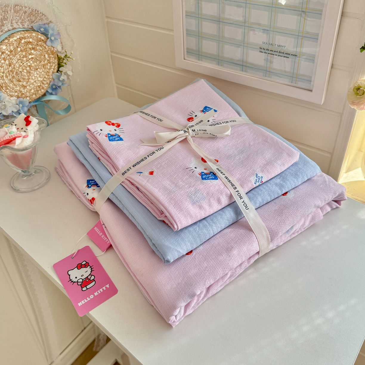 91家纺网 家纺一手货源 找家纺 初念 2026新款云感纱印花四件套 凯蒂养鱼