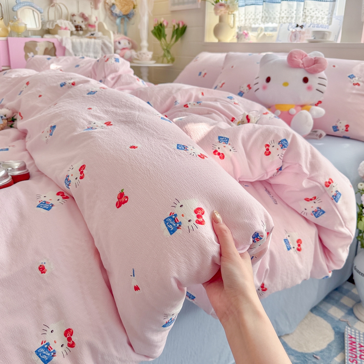 91家纺网 家纺一手货源 找家纺 初念 2026新款云感纱印花四件套 凯蒂养鱼