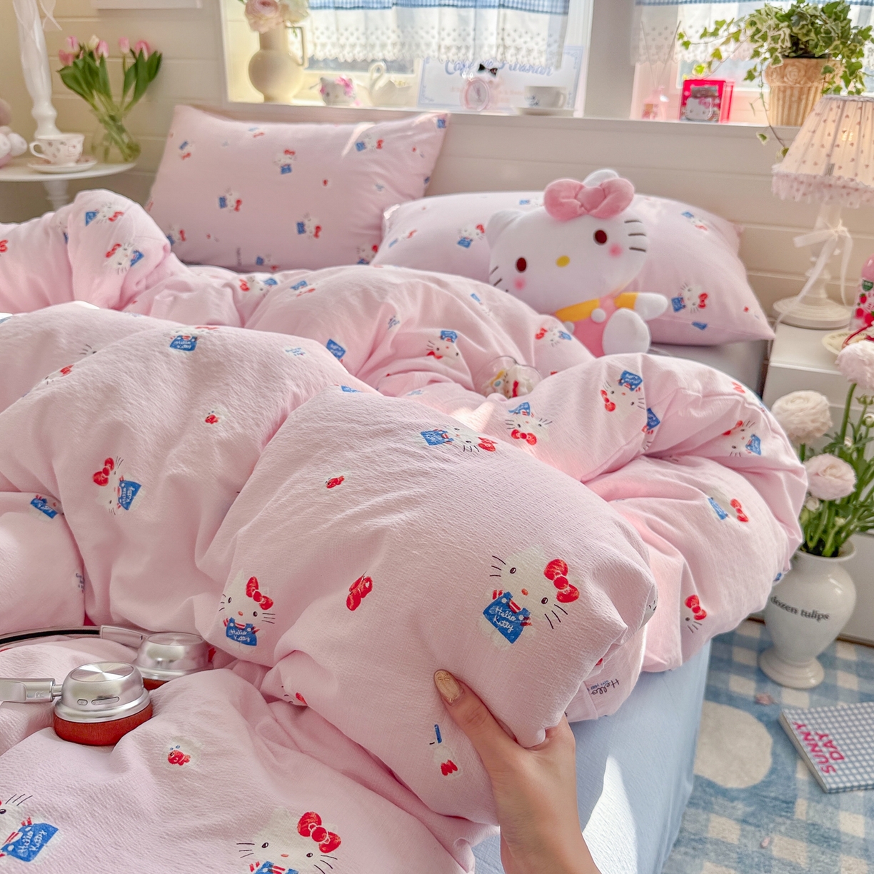 91家纺网 家纺一手货源 找家纺 初念 2026新款云感纱印花四件套 凯蒂养鱼