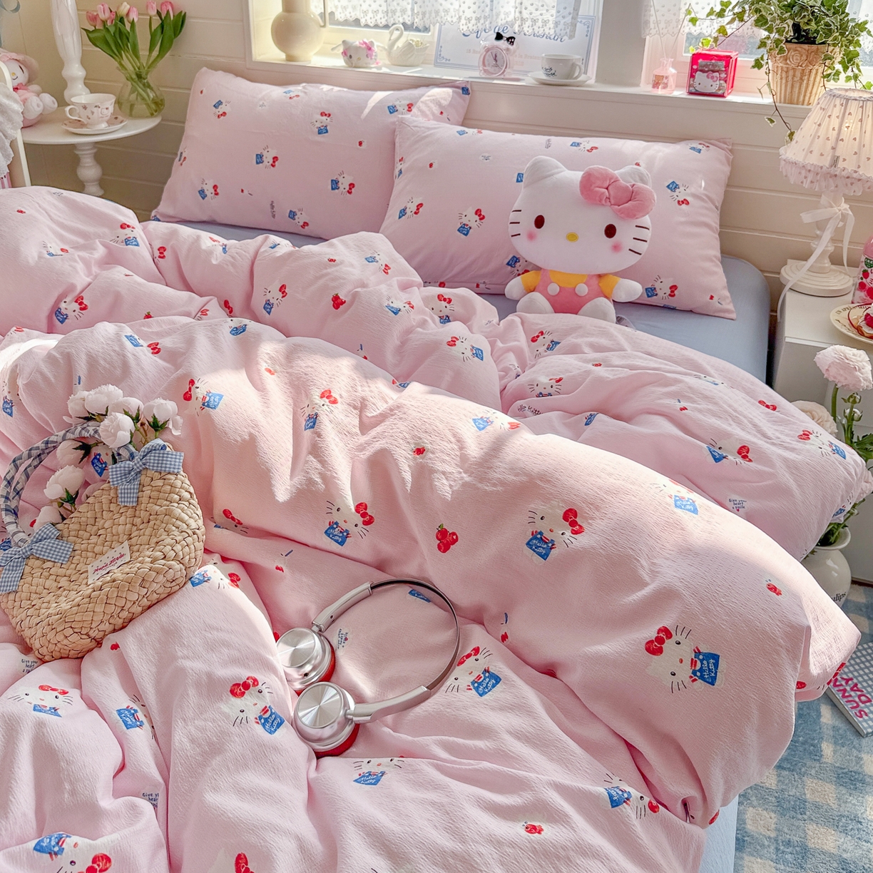 91家纺网 家纺一手货源 找家纺 初念 2026新款云感纱印花四件套 凯蒂养鱼