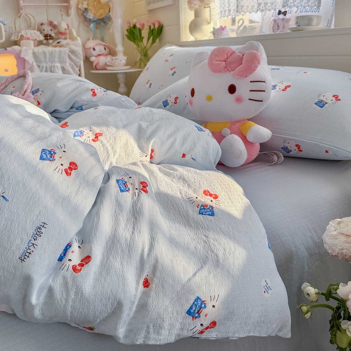 91家纺网 家纺一手货源 找家纺 初念 2026新款云感纱印花四件套 凯蒂养鱼蓝