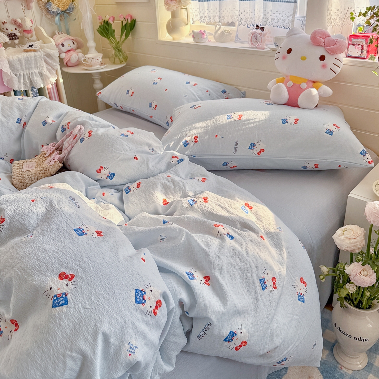 91家纺网 家纺一手货源 找家纺 初念 2026新款云感纱印花四件套 凯蒂养鱼蓝