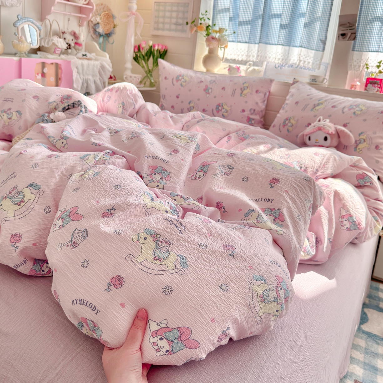 91家纺网 家纺一手货源 找家纺 初念 2026新款云感纱印花四件套 马卡龙乐蒂