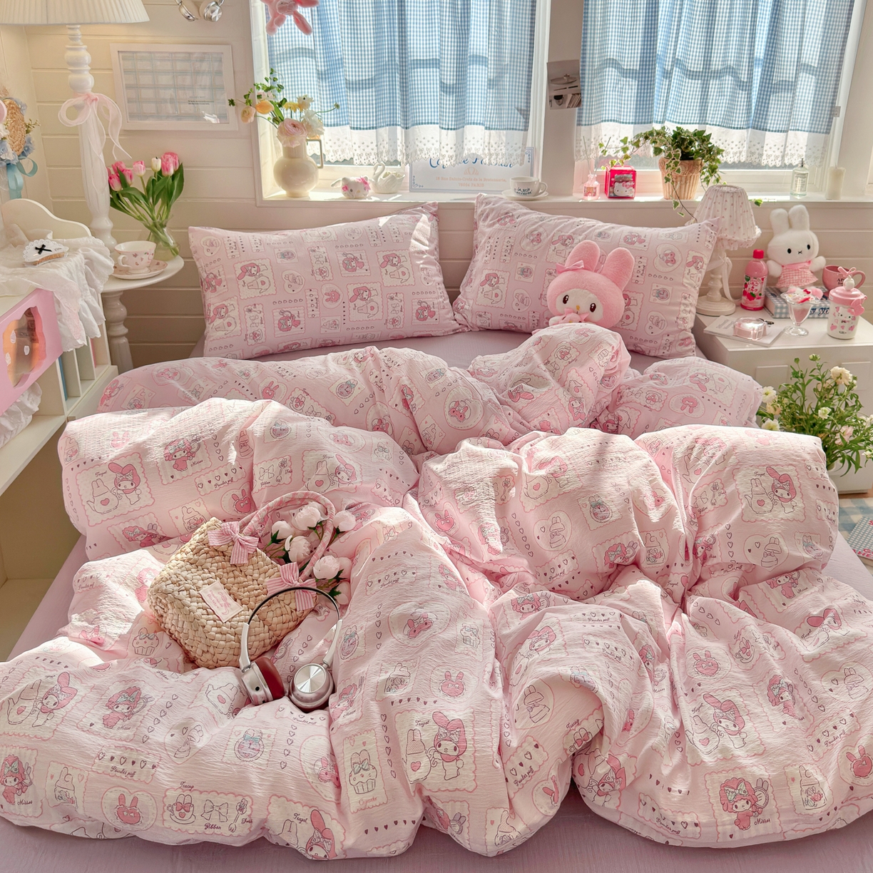 91家纺网 家纺一手货源 找家纺 初念 2026新款云感纱印花四件套 美乐蒂邮册