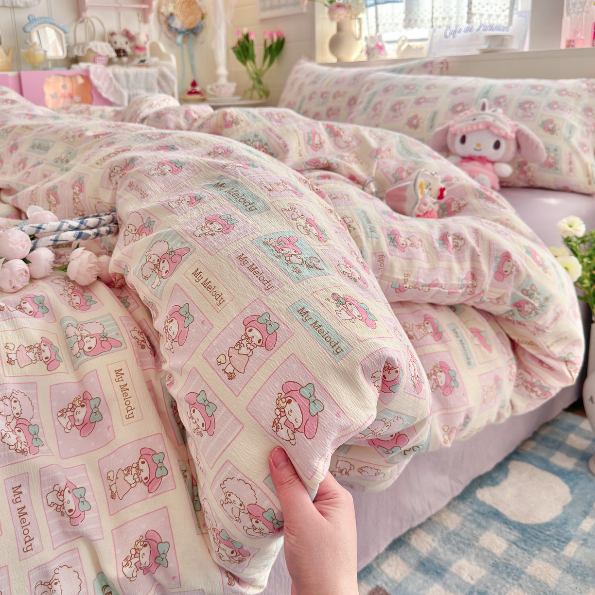 91家纺网 家纺一手货源 找家纺 初念 2026新款云感纱印花四件套 软萌方块乐蒂