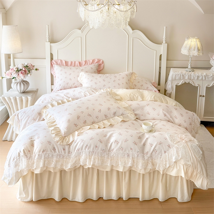 91家纺网 家纺一手货源 找家纺 花香四季家纺 2026新款法式全棉纯棉印花床裙款四件套-法式甜心 法式甜心-米白