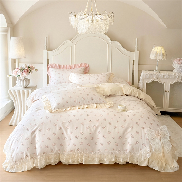 91家纺网 家纺一手货源 找家纺 花香四季家纺 2026新款法式全棉纯棉印花床裙款四件套-法式甜心 法式甜心-米白