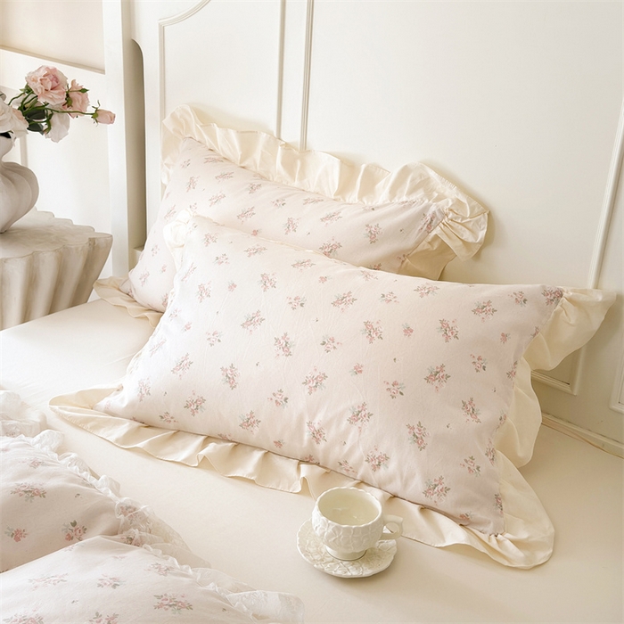 91家纺网 家纺一手货源 找家纺 花香四季家纺 2026新款法式全棉纯棉印花床裙款四件套-法式甜心 法式甜心-米白