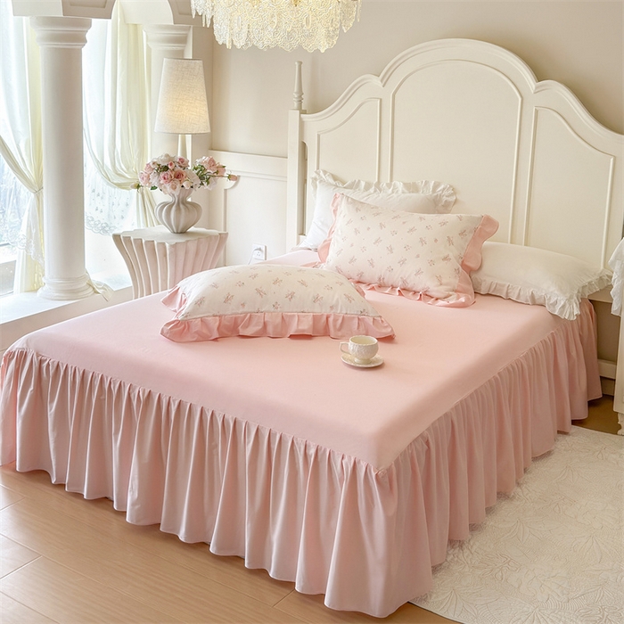 91家纺网 家纺一手货源 找家纺 花香四季家纺 2026新款法式全棉纯棉印花床裙款四件套-法式甜心 法式甜心-粉