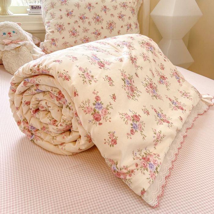 91家纺网 家纺一手货源 找家纺 漫仙阁家纺 2026新款云感泡芙棉夏被四件套 艾莎