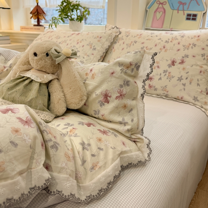 91家纺网 家纺一手货源 找家纺 漫仙阁家纺 2026新款云感泡芙棉夏被四件套 花梦