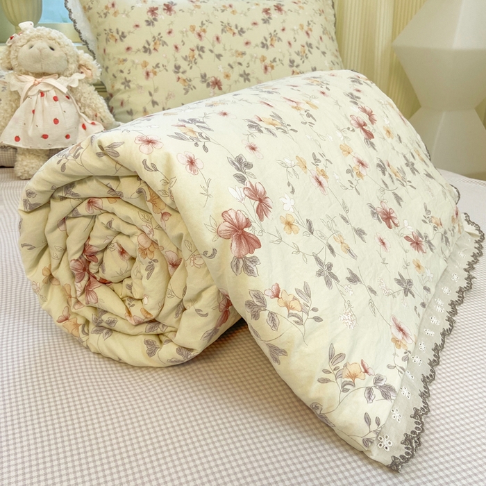 91家纺网 家纺一手货源 找家纺 漫仙阁家纺 2026新款云感泡芙棉夏被四件套 花梦