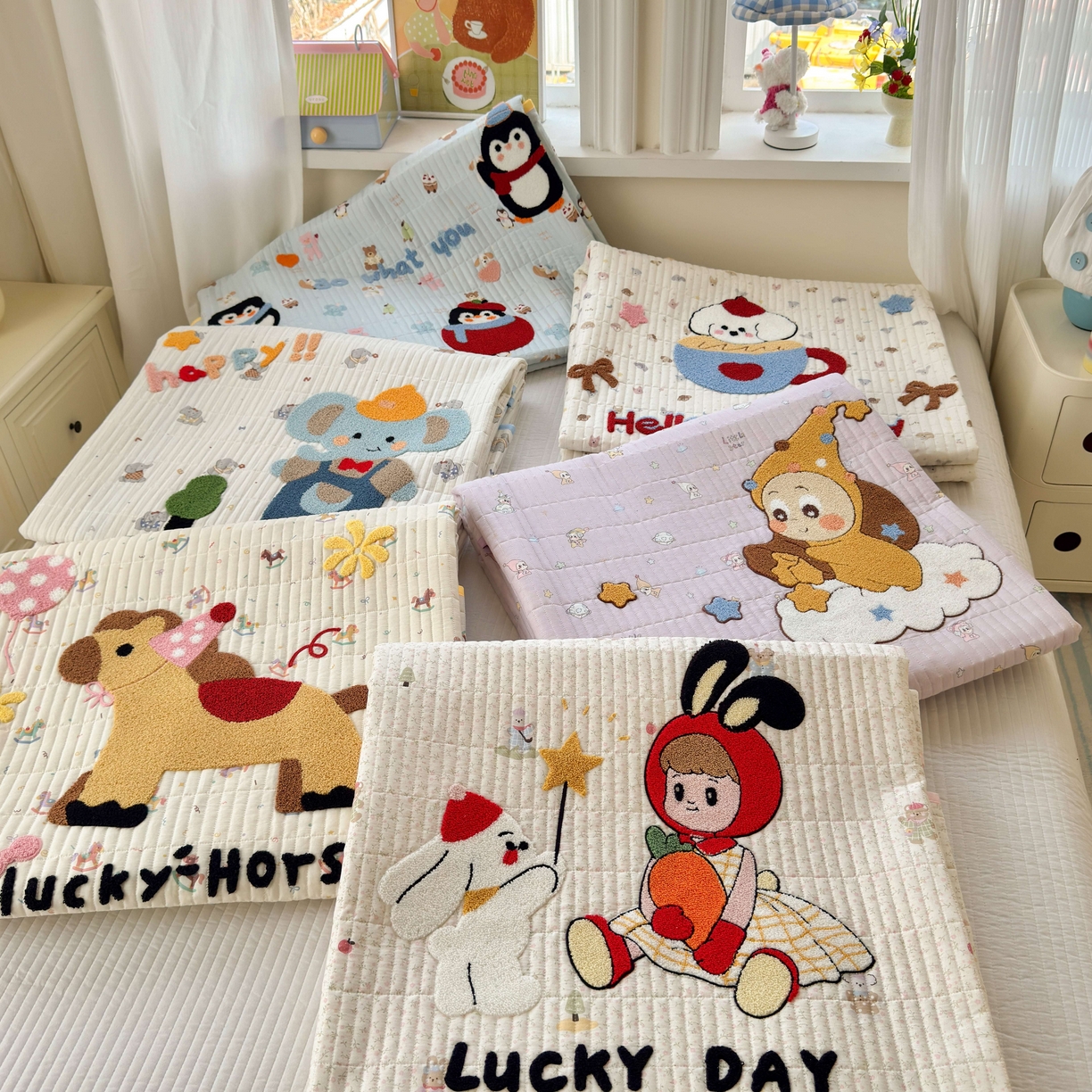 91家纺网 家纺一手货源 找家纺 （总）妮可 2026新款全棉毛巾绣夹棉床盖四件套搭配大版数码印花枕套