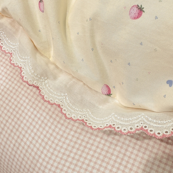 91家纺网 家纺一手货源 找家纺 漫仙阁家纺 2026新款云感泡芙棉夏被四件套 莓果