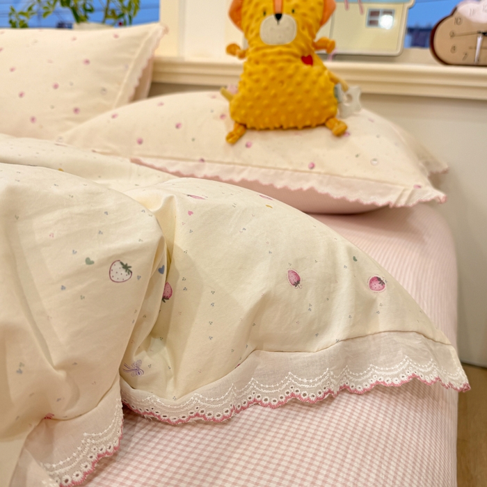 91家纺网 家纺一手货源 找家纺 漫仙阁家纺 2026新款云感泡芙棉夏被四件套 莓果