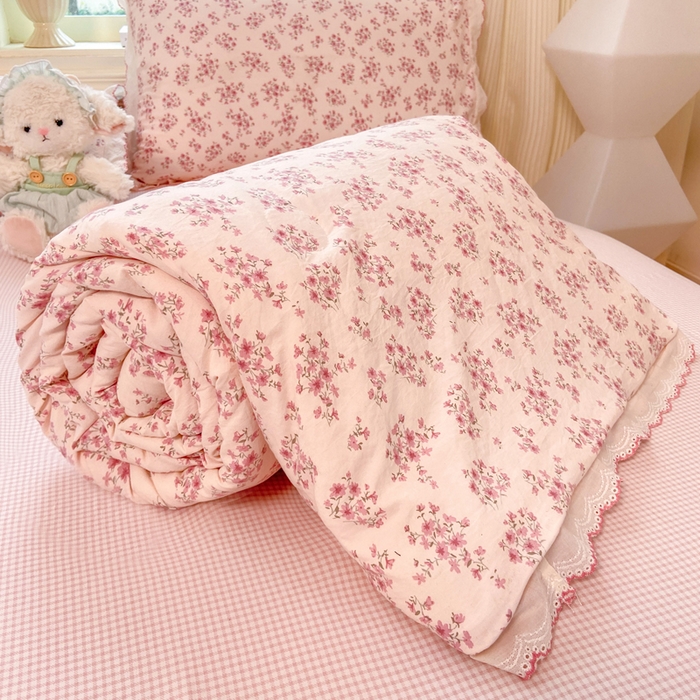 91家纺网 家纺一手货源 找家纺 漫仙阁家纺 2026新款云感泡芙棉夏被四件套 七分甜