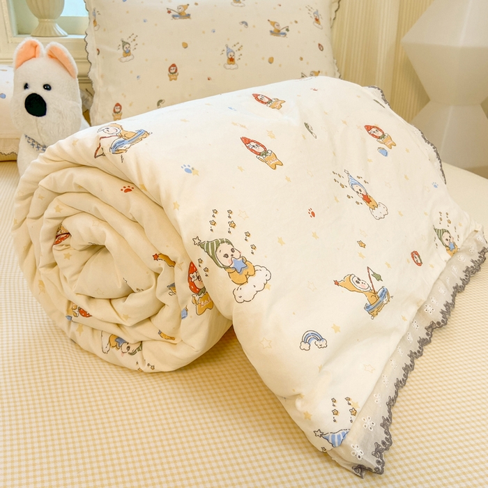 91家纺网 家纺一手货源 找家纺 漫仙阁家纺 2026新款云感泡芙棉夏被四件套 小星星人