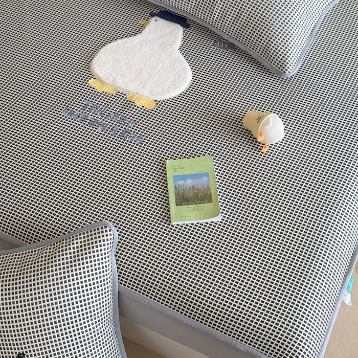 91家纺网 家纺一手货源 找家纺 暖生活 2026春夏新款3DMAX超凉感原创软凉席席子空调软席-床笠款 大白鹅-床笠款