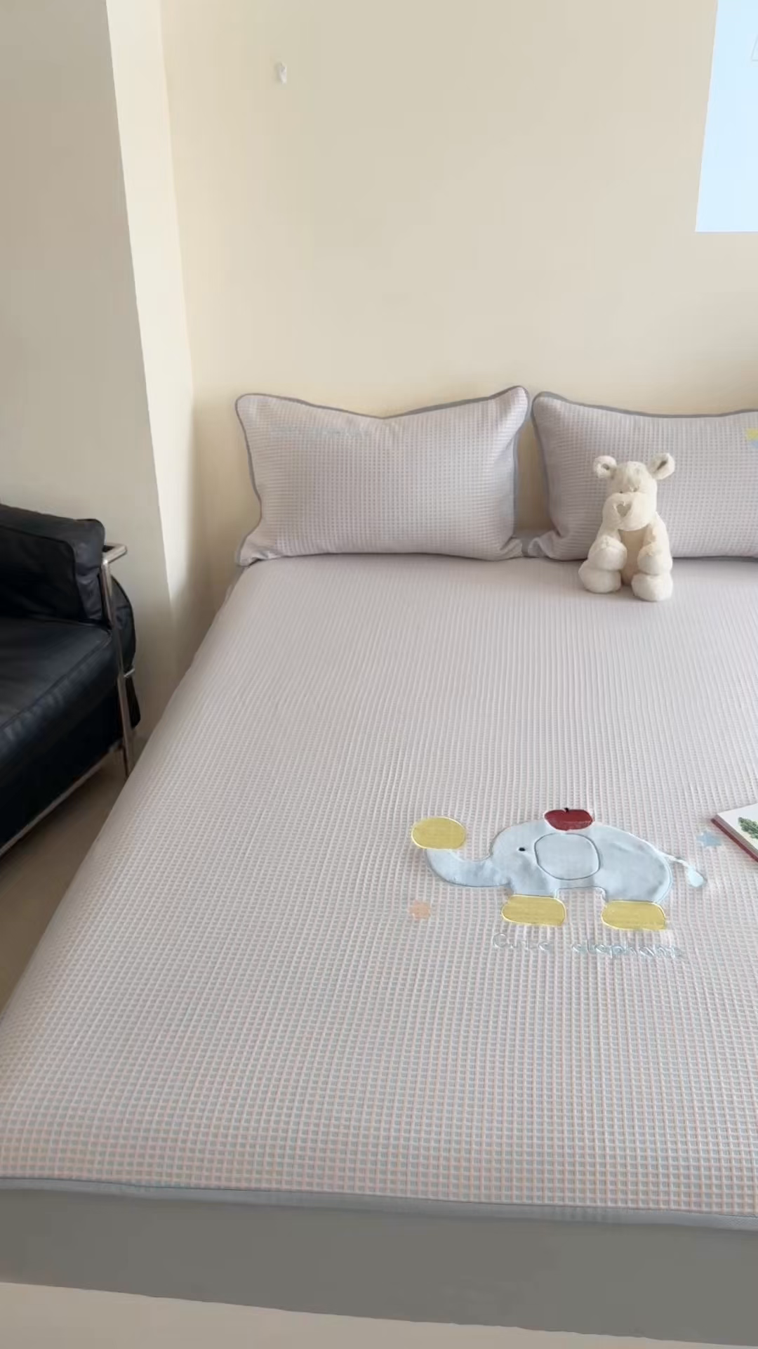 91家纺网 家纺一手货源 找家纺 暖生活 2026春夏新款3DMAX超凉感原创软凉席席子空调软席-床笠款 苹果象-床笠款