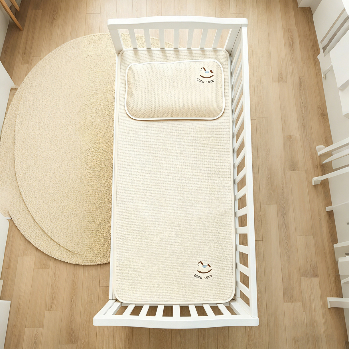 91家纺网 家纺一手货源 找家纺 川悦生活 2026新款A类凉豆豆绣花冰丝儿童凉席 奶小马米