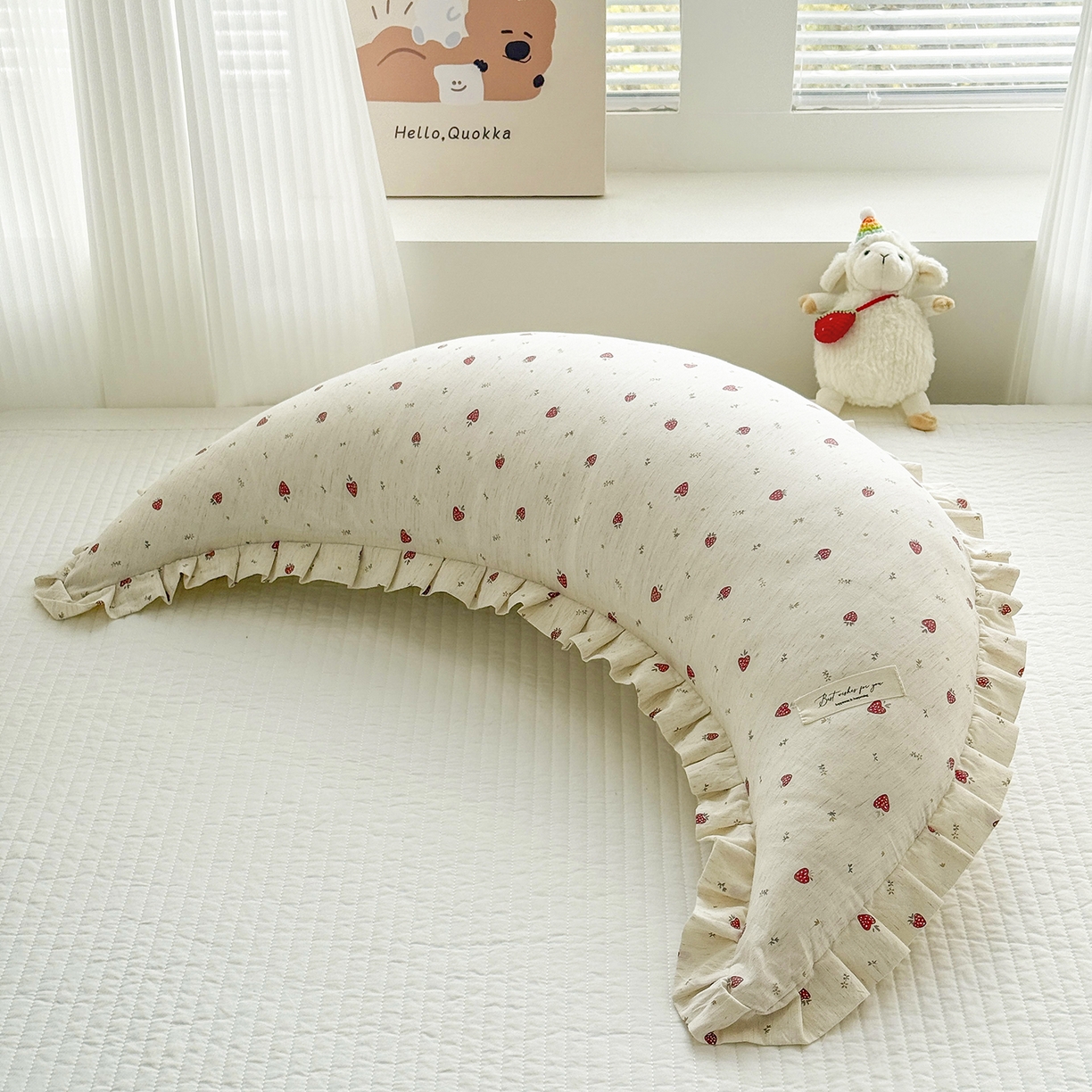 91家纺网 家纺一手货源 找家纺 （总）蔻眠 升级款棉麻花边月亮长抱枕夹腿抱枕芯多功能月亮枕头