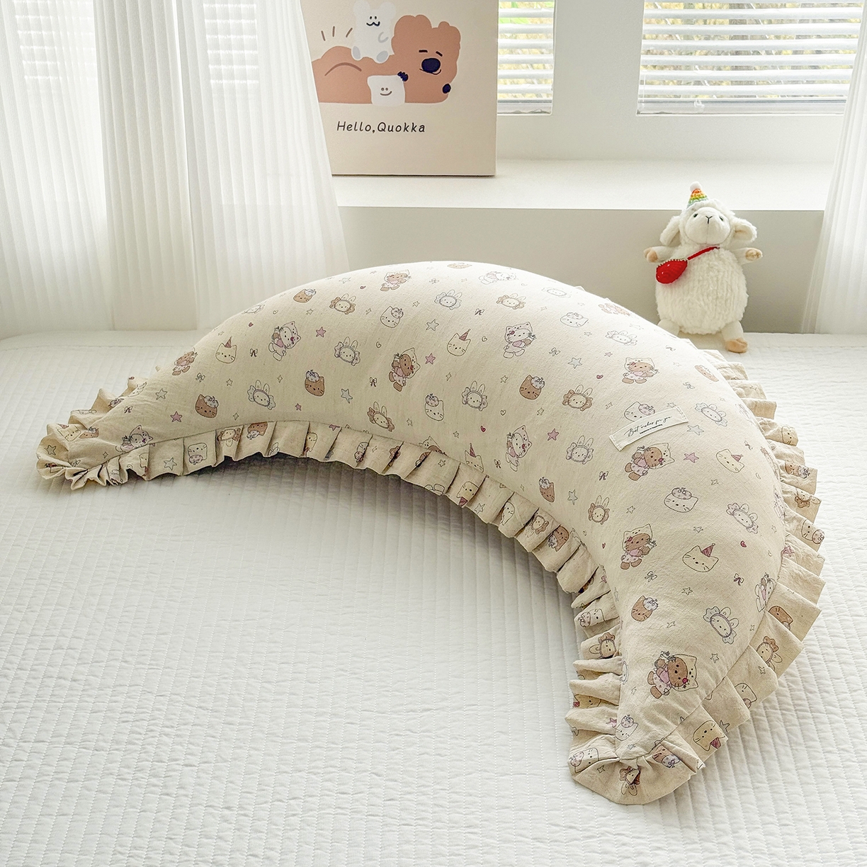 91家纺网 家纺一手货源 找家纺 （总）蔻眠 升级款棉麻花边月亮长抱枕夹腿抱枕芯多功能月亮枕头