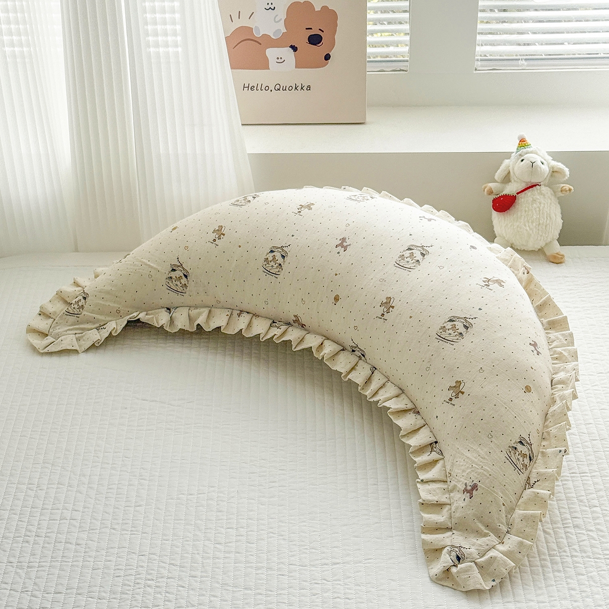 蔻眠 升级款棉麻花边月亮长抱枕夹腿抱枕芯多功能月亮枕头 升级款-乐园