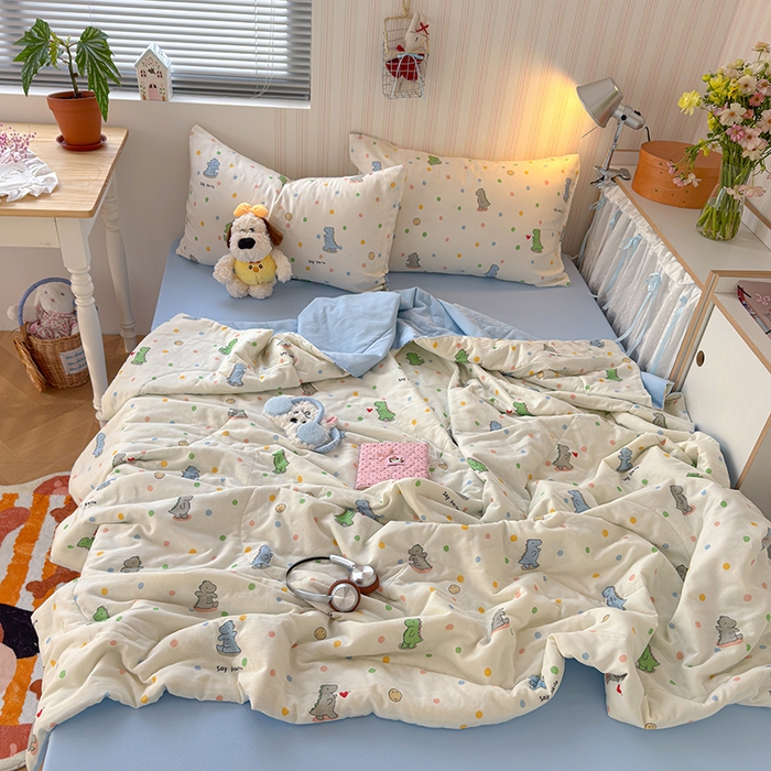 91家纺网 家纺一手货源 找家纺 老帅的工厂店 2026新款A类全棉双层纱大豆纤维夏被 彩点小龙