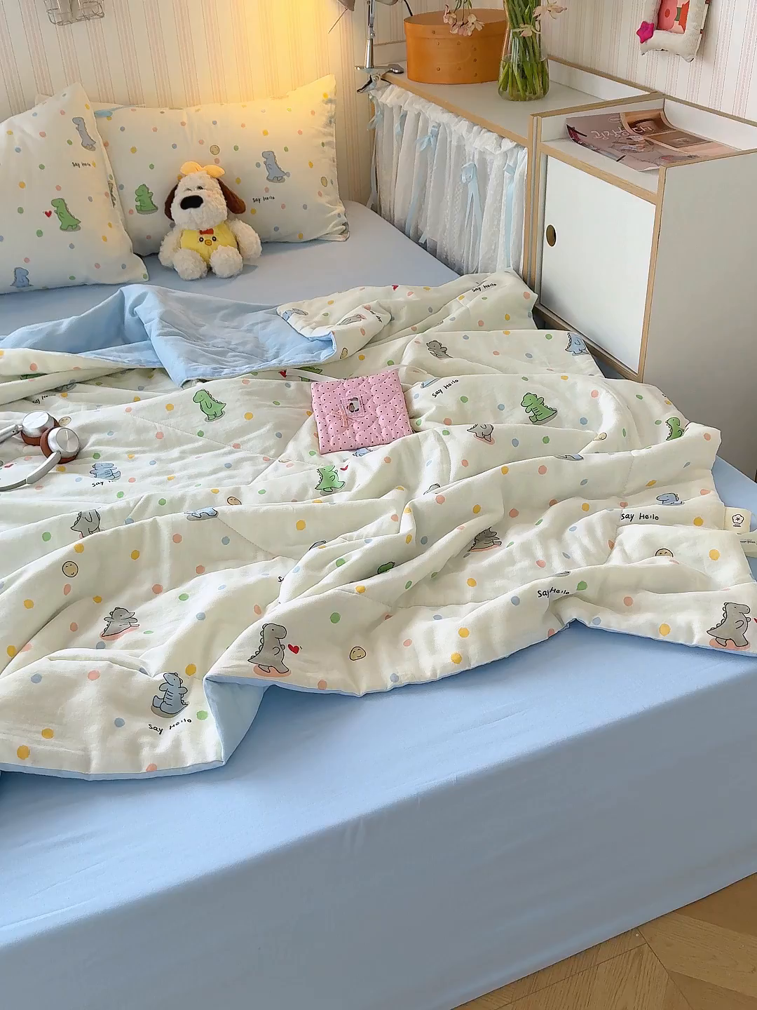 91家纺网 家纺一手货源 找家纺 老帅的工厂店 2026新款A类全棉双层纱大豆纤维夏被 彩点小龙