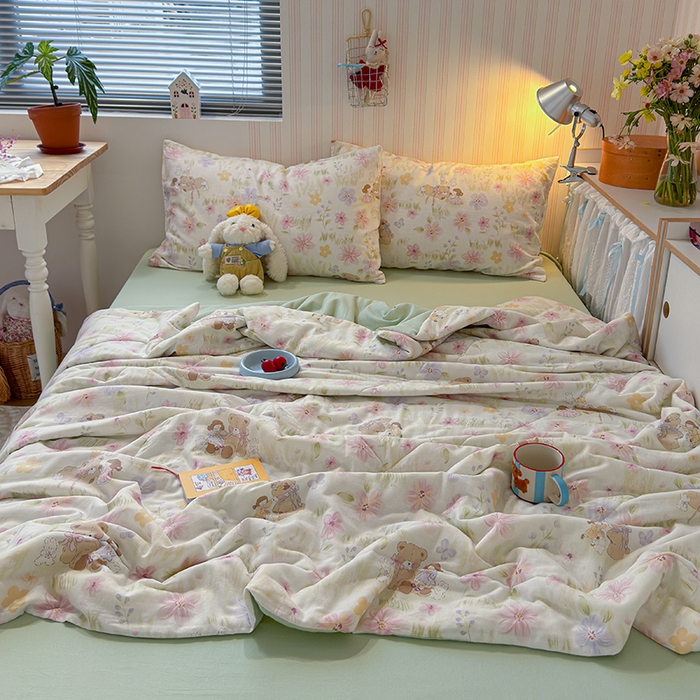 91家纺网 家纺一手货源 找家纺 老帅的工厂店 2026新款A类全棉双层纱大豆纤维夏被 春晓