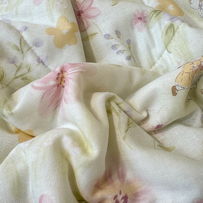 91家纺网 家纺一手货源 找家纺 老帅的工厂店 2026新款A类全棉双层纱大豆纤维夏被 春晓