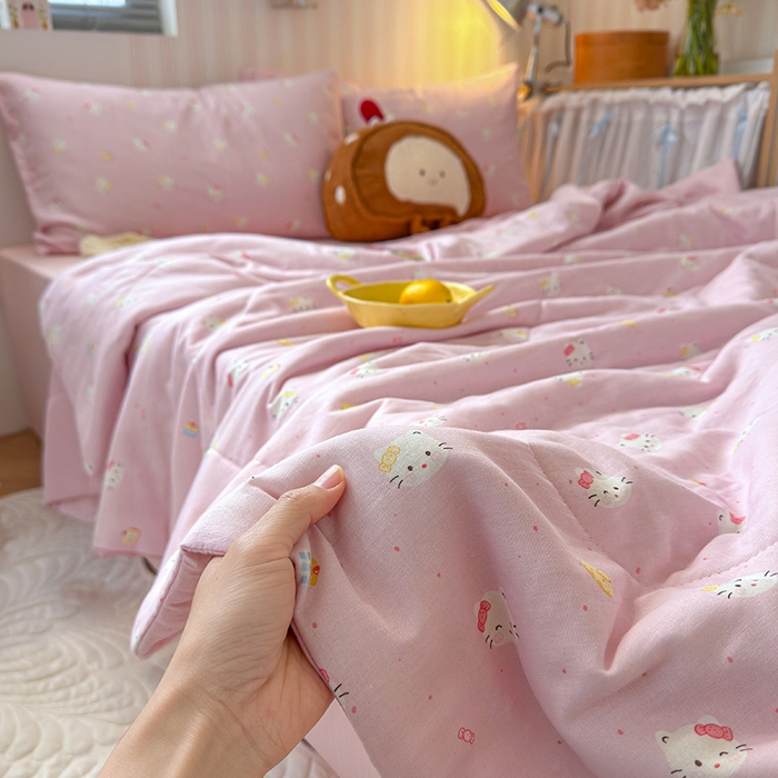 91家纺网 家纺一手货源 找家纺 老帅的工厂店 2026新款A类全棉双层纱大豆纤维夏被 粉喵