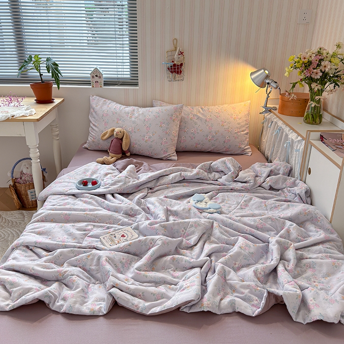 91家纺网 家纺一手货源 找家纺 老帅的工厂店 2026新款A类全棉双层纱大豆纤维夏被 花清梦