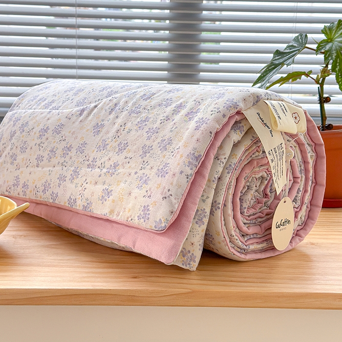 91家纺网 家纺一手货源 找家纺 老帅的工厂店 2026新款A类全棉双层纱大豆纤维夏被 花郁