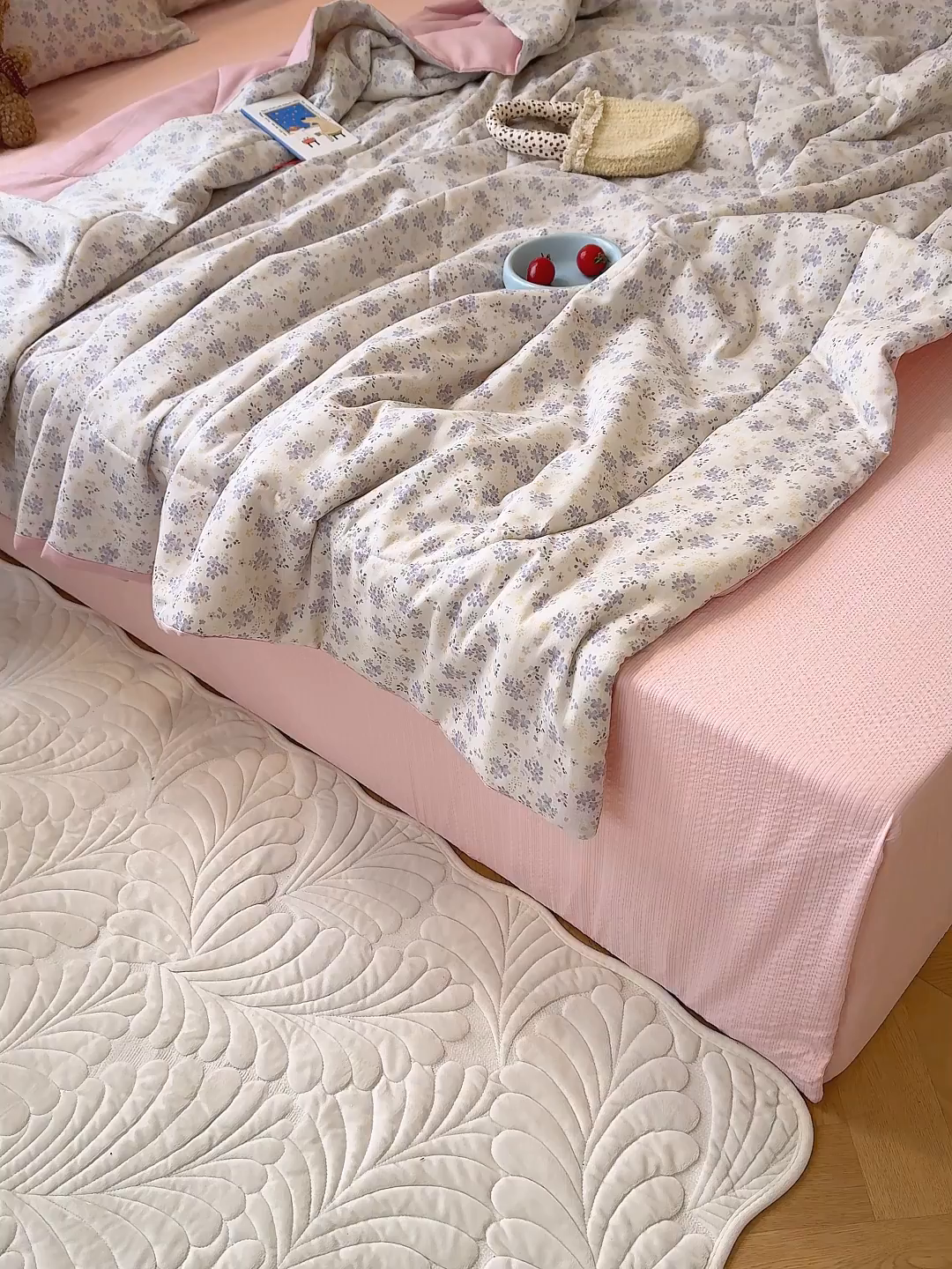 91家纺网 家纺一手货源 找家纺 老帅的工厂店 2026新款A类全棉双层纱大豆纤维夏被 花郁
