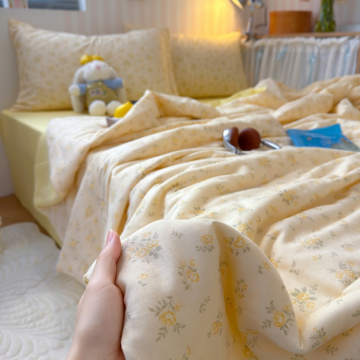 91家纺网 家纺一手货源 找家纺 老帅的工厂店 2026新款A类全棉双层纱大豆纤维夏被 橘子海