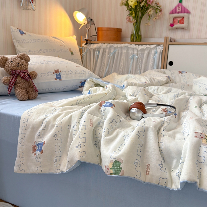 91家纺网 家纺一手货源 找家纺 老帅的工厂店 2026新款A类全棉双层纱大豆纤维夏被 奶熊